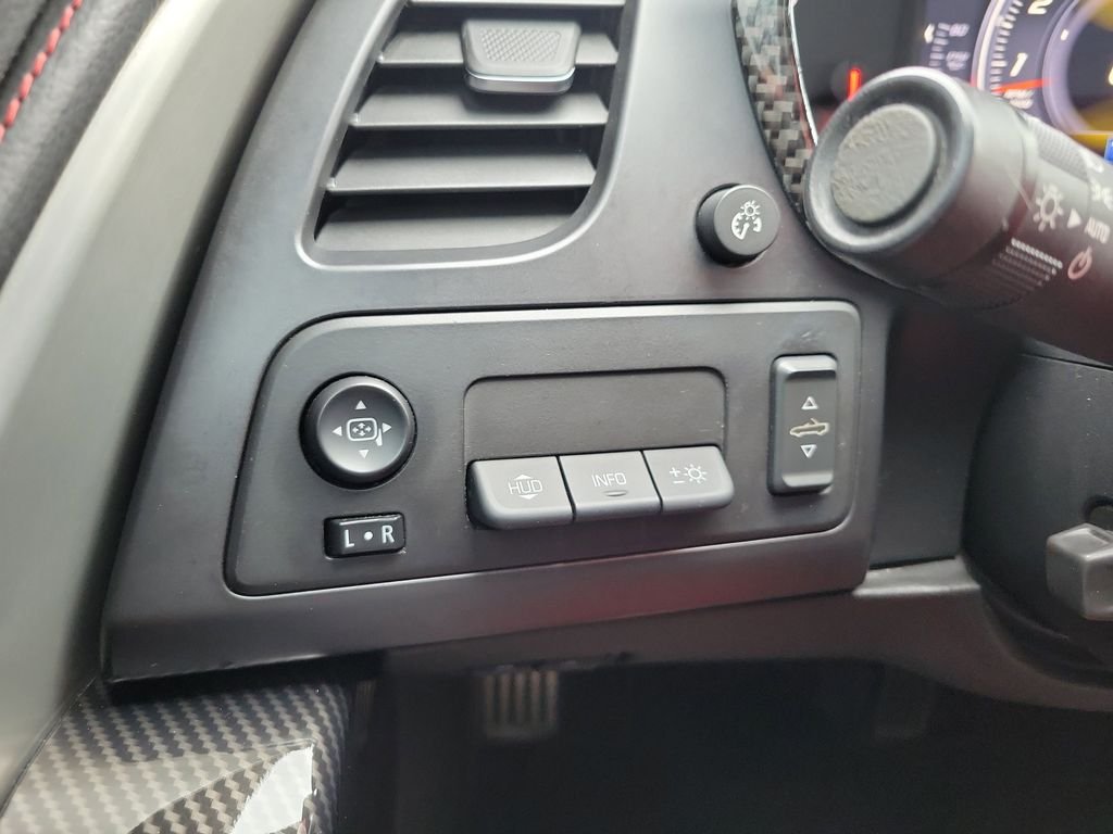 Used 2014 White Chevrolet Z51 image 20