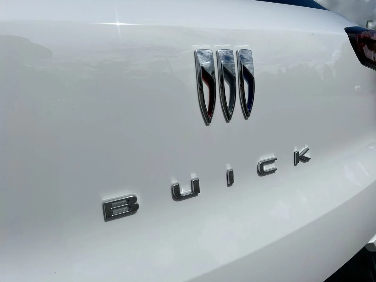 Used 2026 Summit White Buick Sport Touring image 26