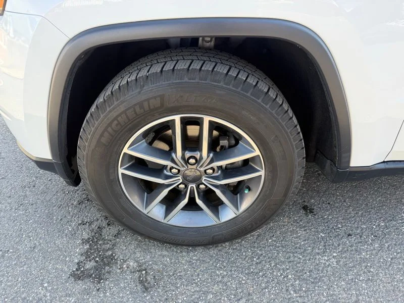 Used 2020 White Jeep Limited image 17
