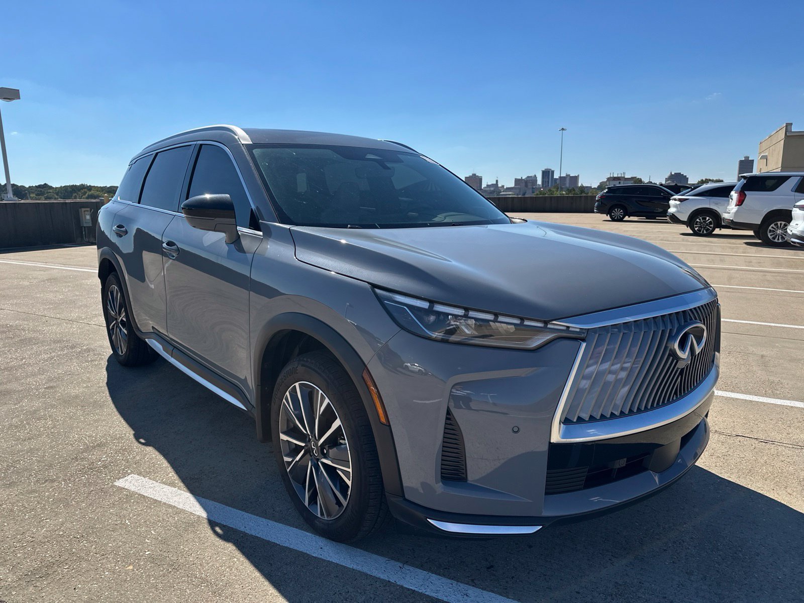 Certified Used 2026 Gray INFINITI LUXE image 9