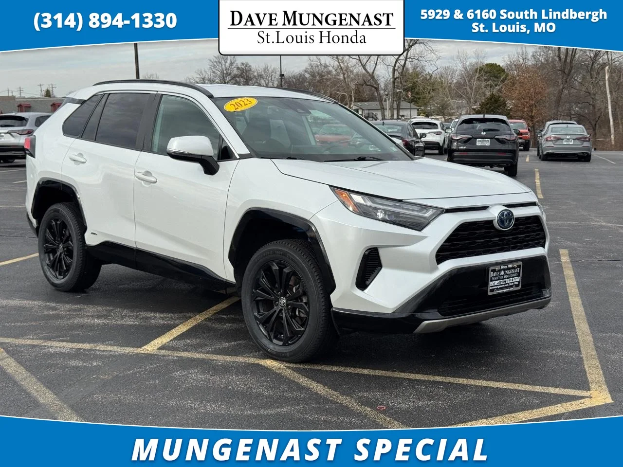 2023 Toyota RAV4 SE