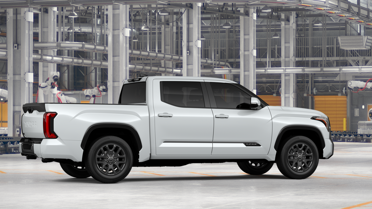 New 2026 Wind Chill Pearl Toyota Platinum image 11