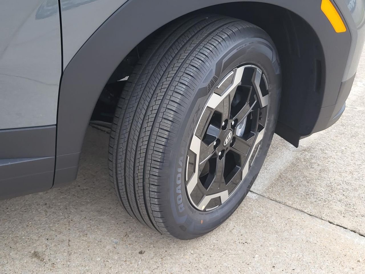 New 2026 Hampton Gray Hyundai SEL FWD image 7