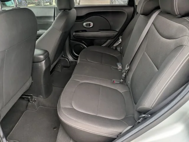 Used 2017 Silver Kia Base image 19