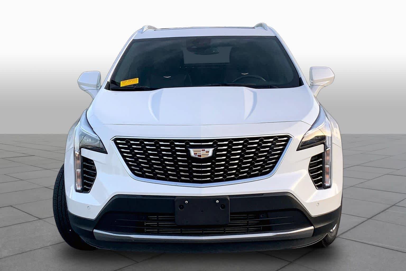 Used 2020 Crystal White Tricoat Cadillac AWD Premium Luxury image 4