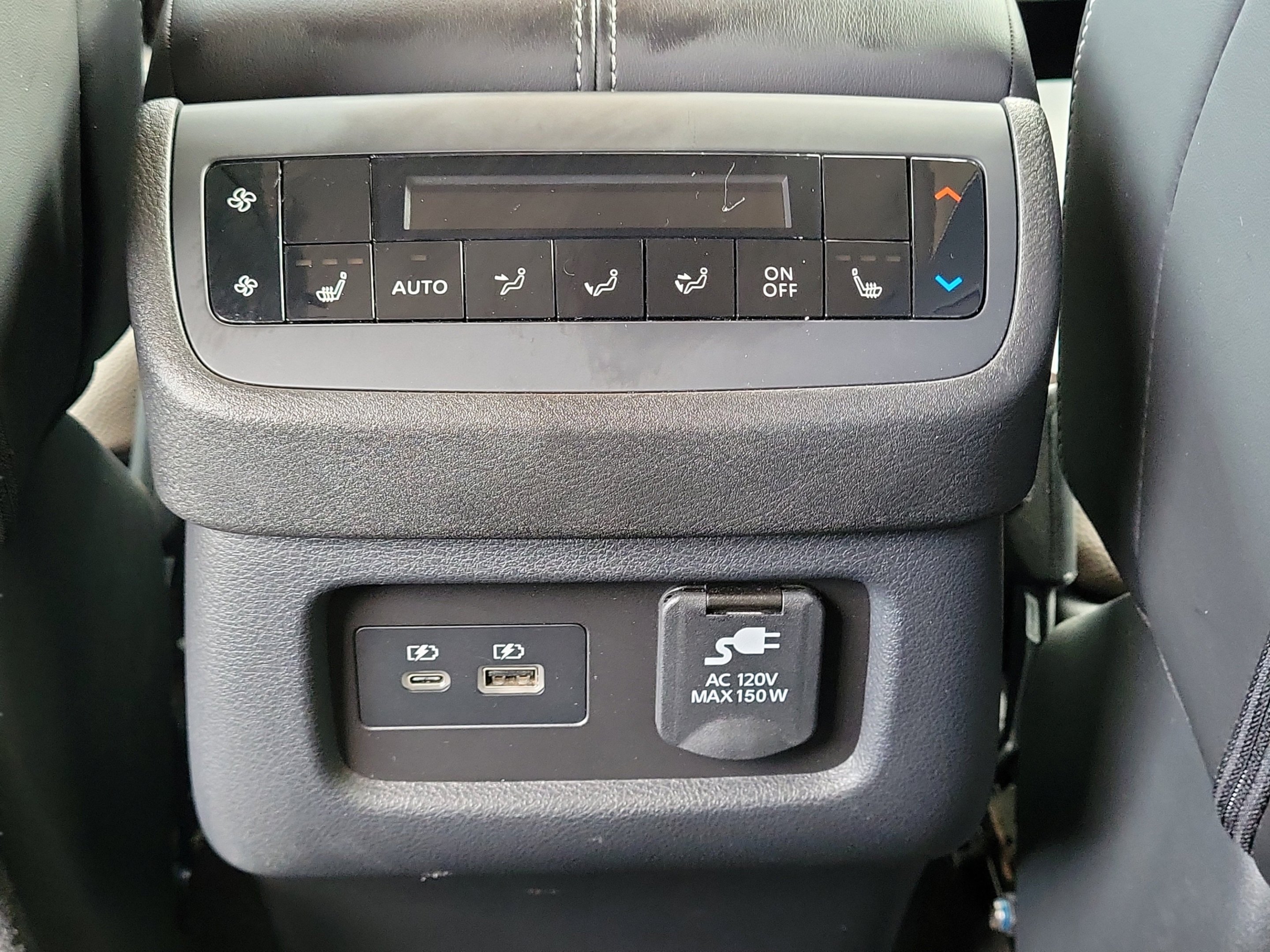 Used 2024 Obsidian Green Pearl Nissan Platinum image 13