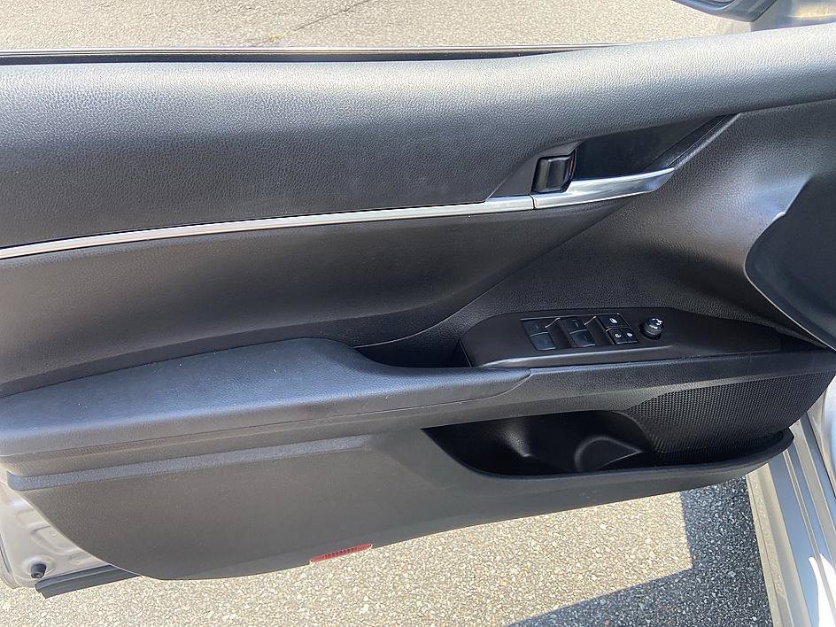 Used 2023 Celestial Silver Metallic Toyota SE image 9