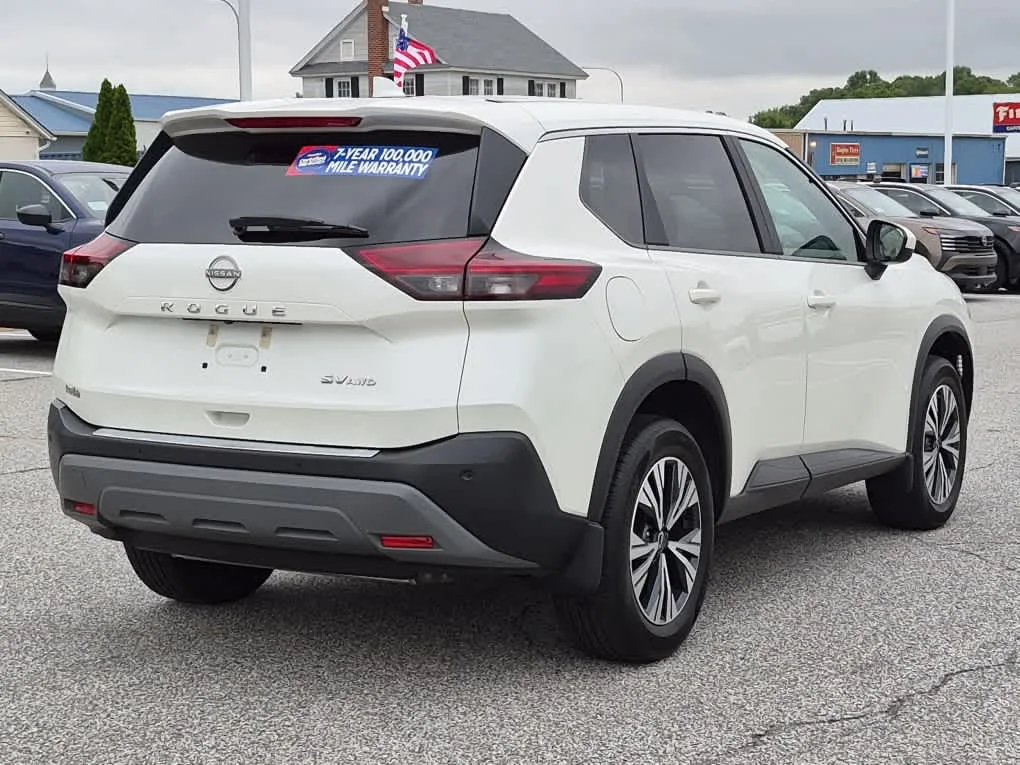 Certified Used 2023 Pearl White Tricoat Nissan SV image 3