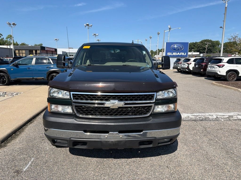 Used 2006 Green Chevrolet LT image 4