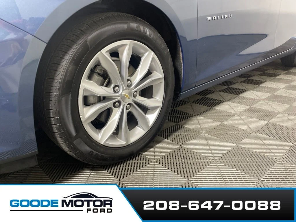 Used 2024 Blue Chevrolet LT image 26