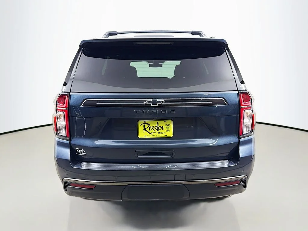 Used 2021 Gray Chevrolet Z71 image 7