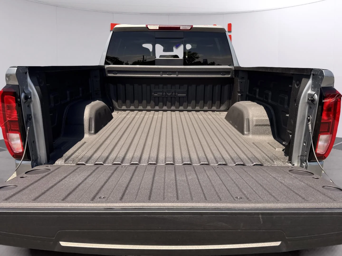 New 2026 Sterling Metallic GMC Elevation image 15