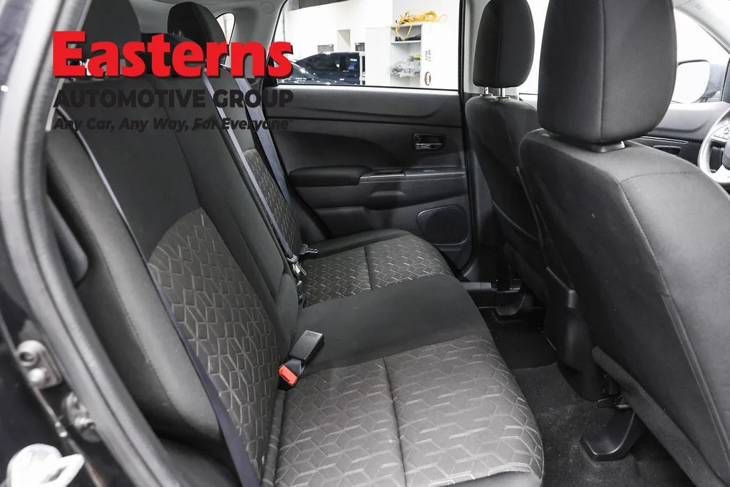 Used 2022 Black Mitsubishi 2.0 ES image 21