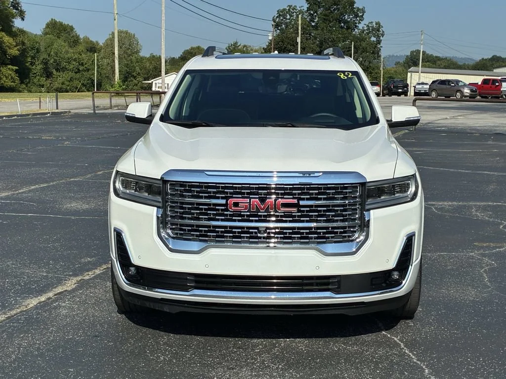 Used 2023 WHITE FROST TRICOAT GMC Denali image 9