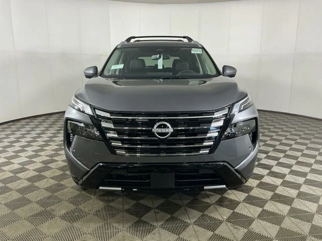 New 2026 Gray Nissan Platinum image 2