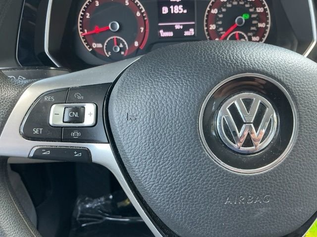 Used 2019 Orange Volkswagen 1.4T S image 33