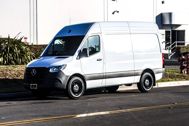 2025 Mercedes-Benz Sprinter Cargo Van 