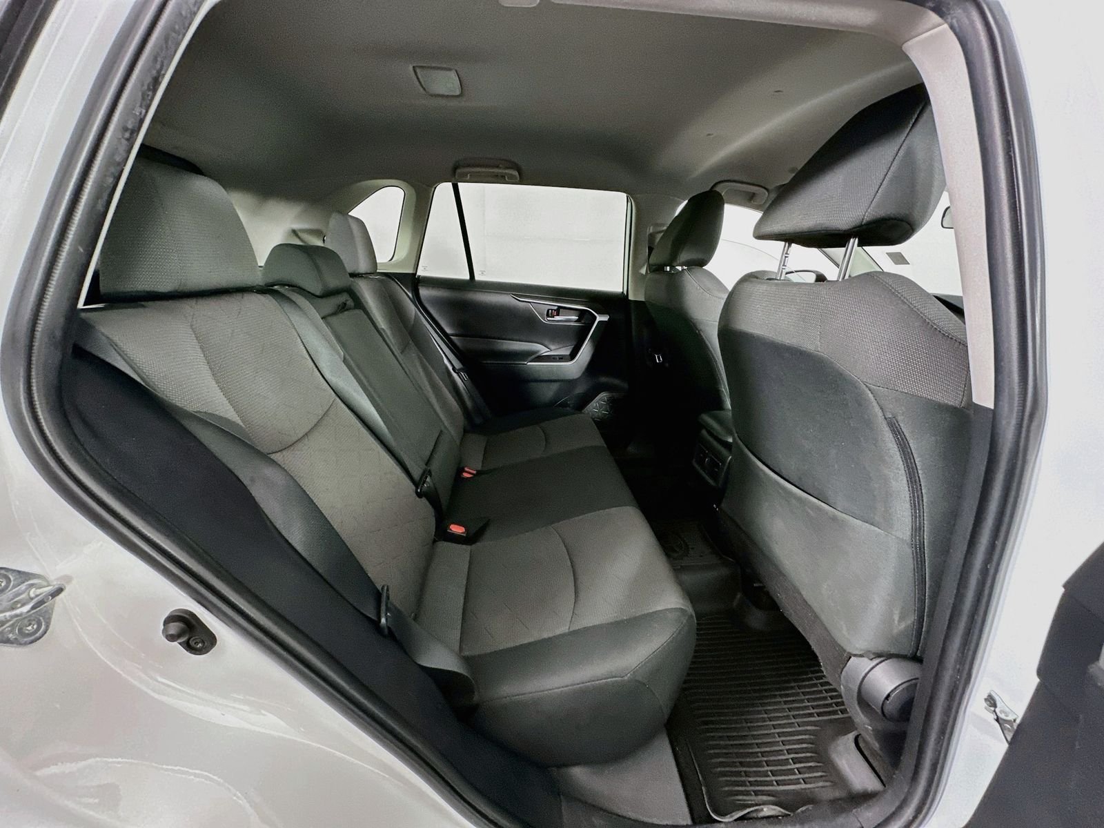 Used 2023 Ice Toyota XLE image 28