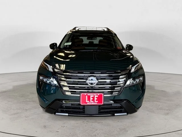 New 2026 Obsidian Green Nissan Platinum image 8