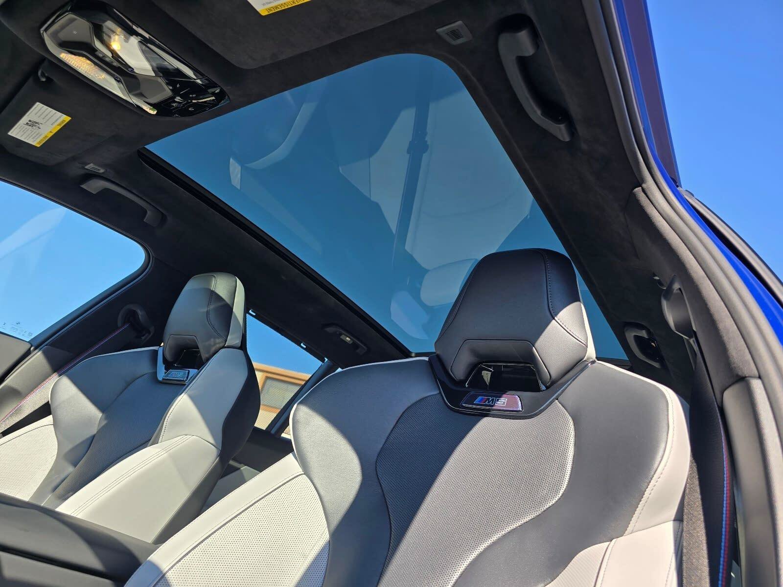 New 2027 Marina Bay Blue Metallic BMW Base image 28