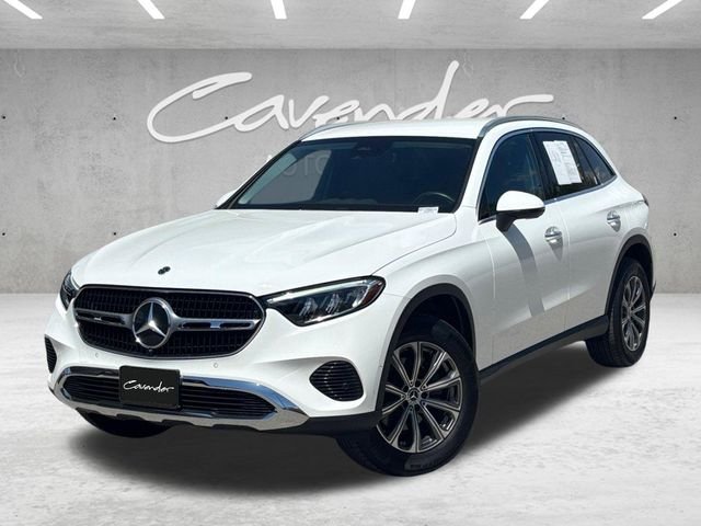 2024 Mercedes-Benz GLC GLC 300's photo
