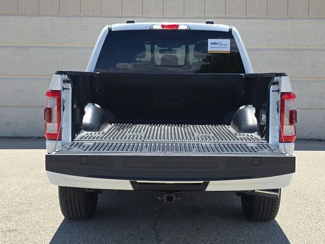 Certified Used 2023  Ford Lariat image 34