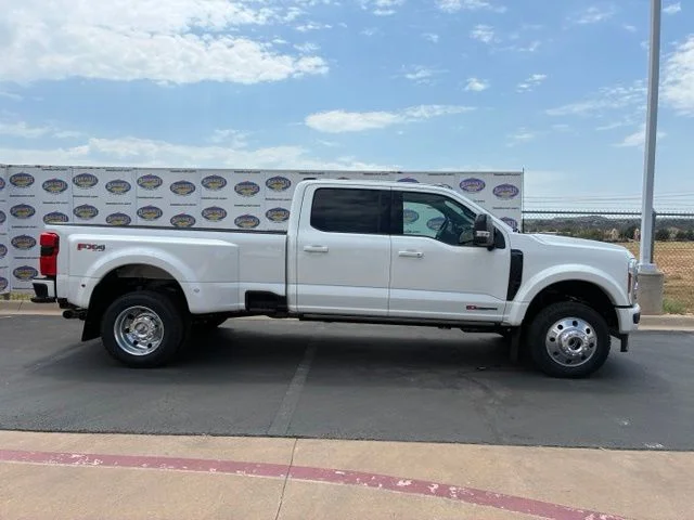New 2026 Ford F-450SD Platinum