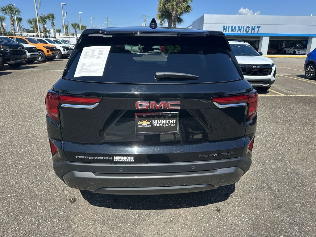 Used 2026 Ebony Twilight Metallic GMC Elevation image 15