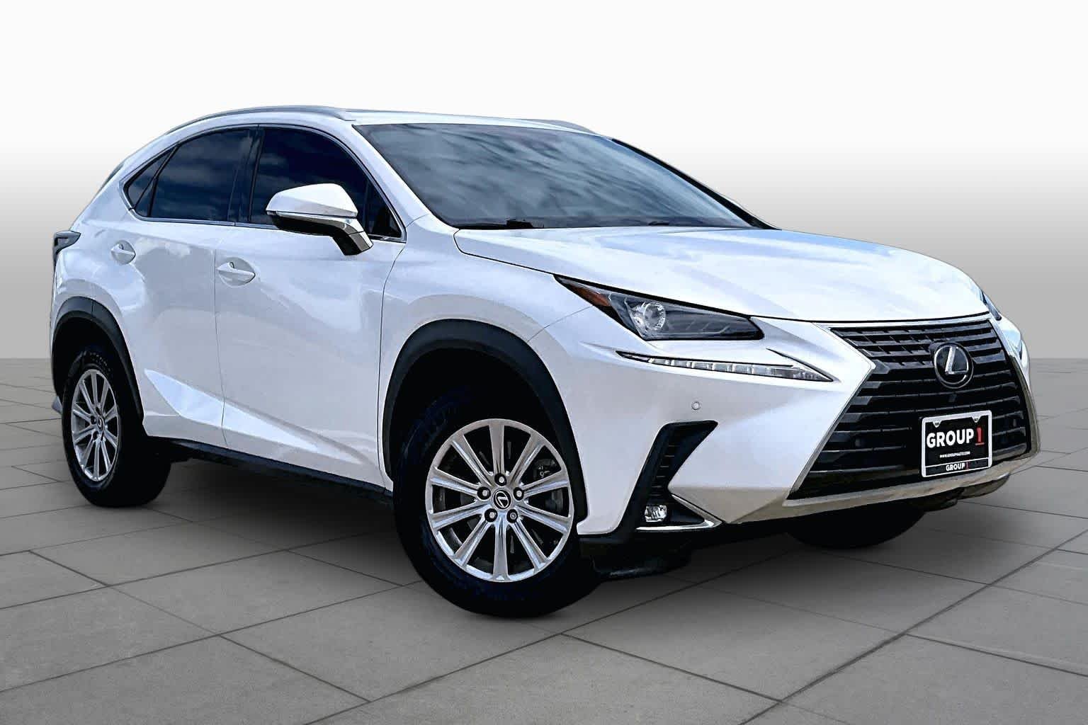 Used 2021 Eminent White Pearl Lexus  image 3