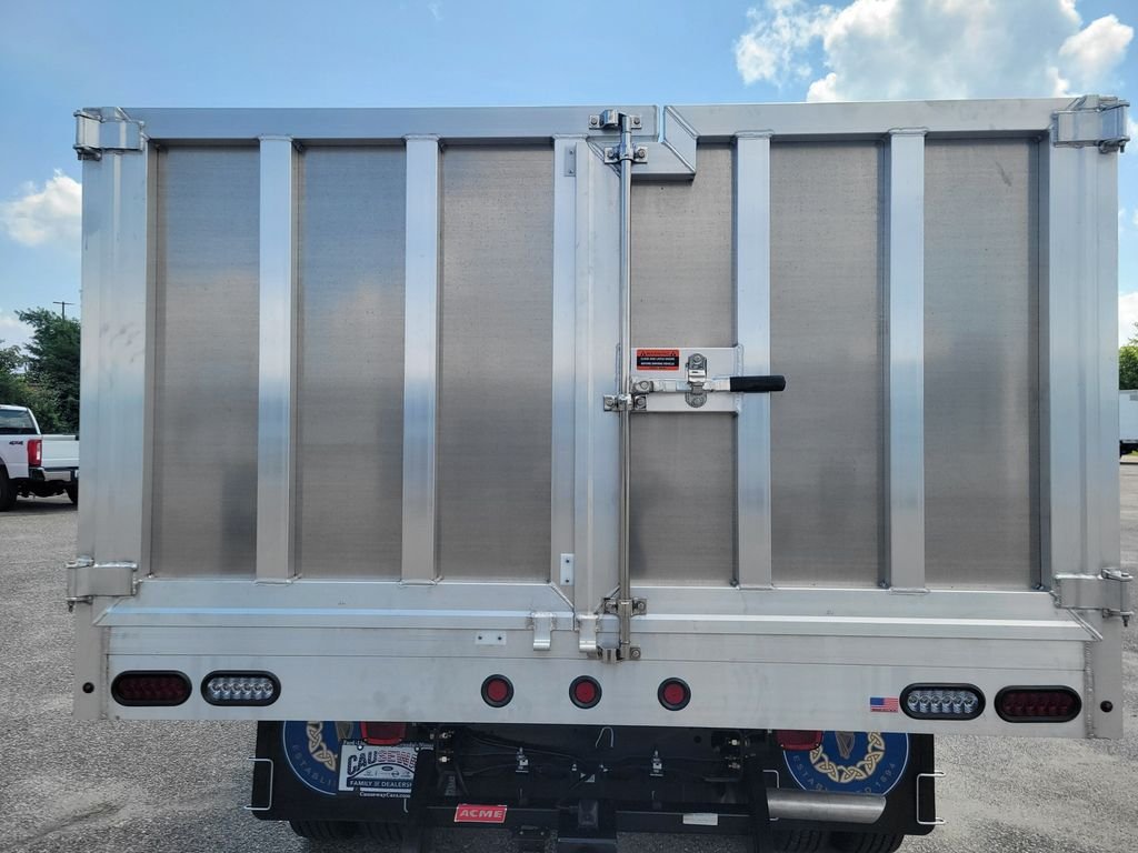 New 2026 Oxford White Ford F-450® XL image 9