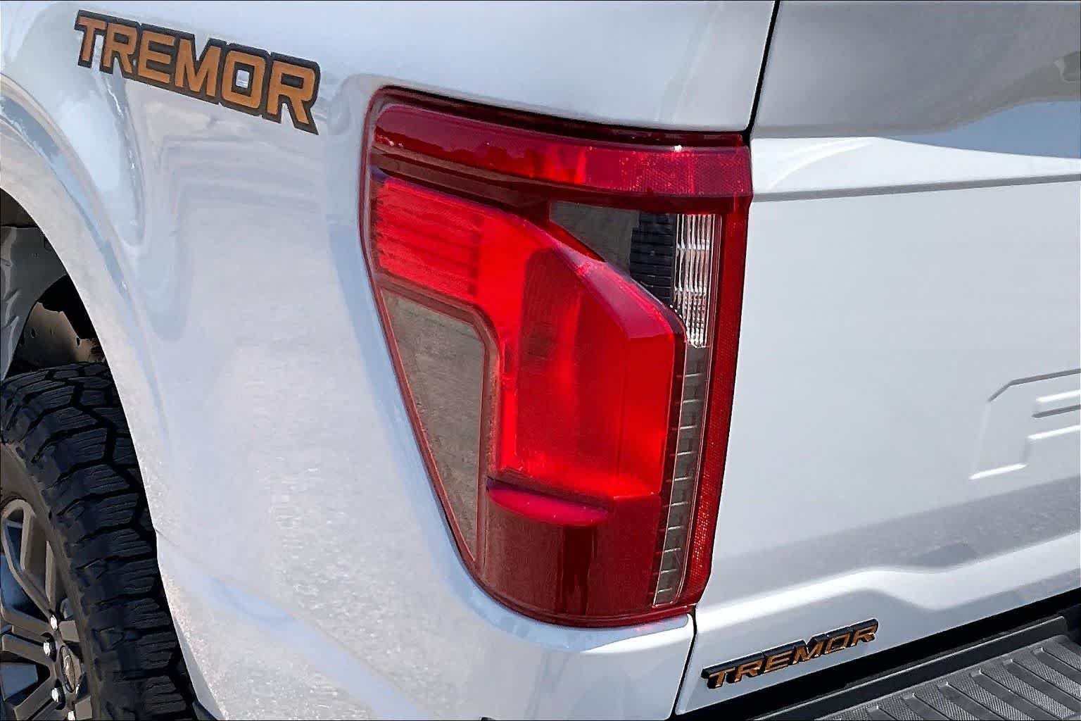 New 2026 Avalanche Ford Tremor® image 14