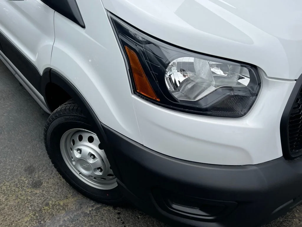 New 2026 Oxford White Ford Cargo Van image 2