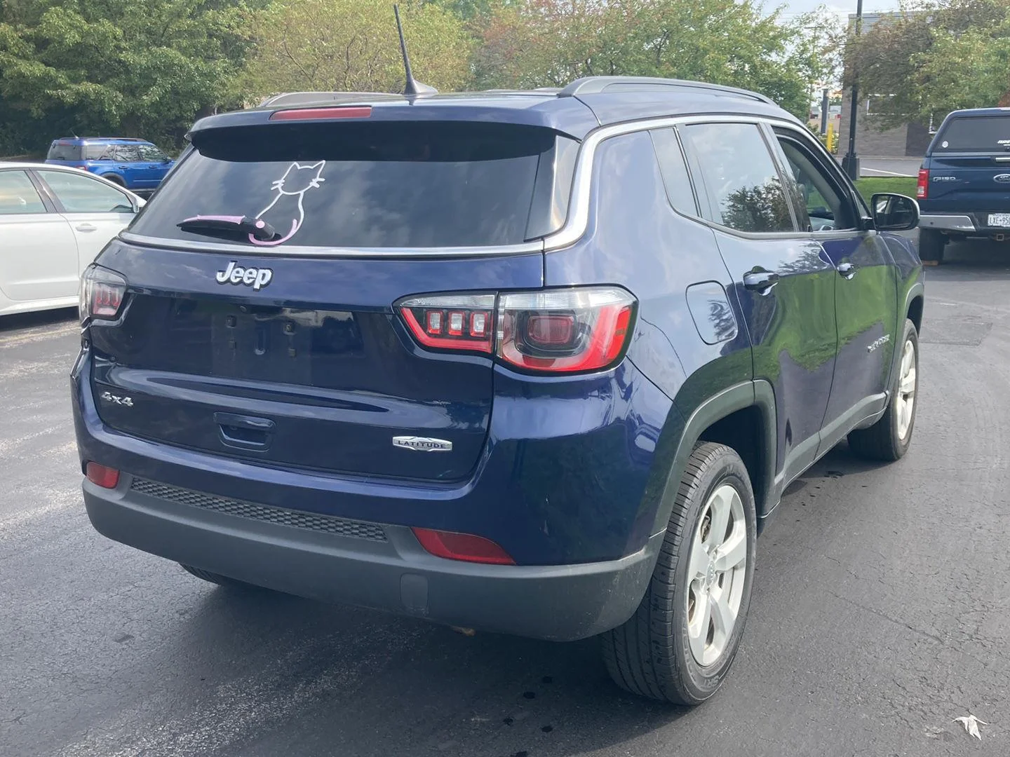Used 2021 Jazz Blue Pearlcoat Jeep Latitude image 7