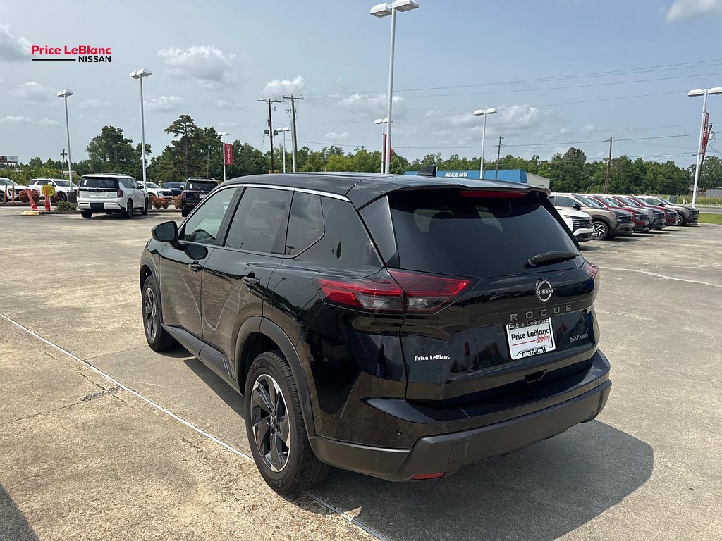 Used 2024 Super Black Nissan SV image 5