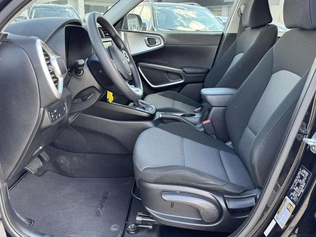 Used 2022 Black Kia LX image 14
