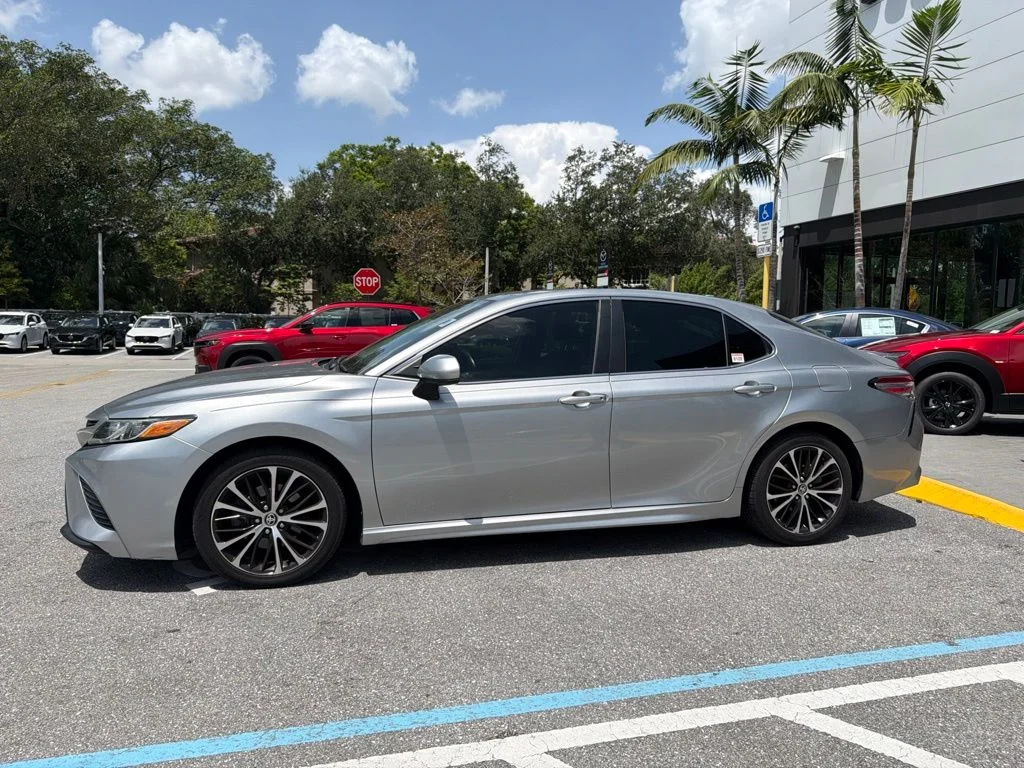 Used 2020 Celestial Silver Metallic Toyota SE image 11