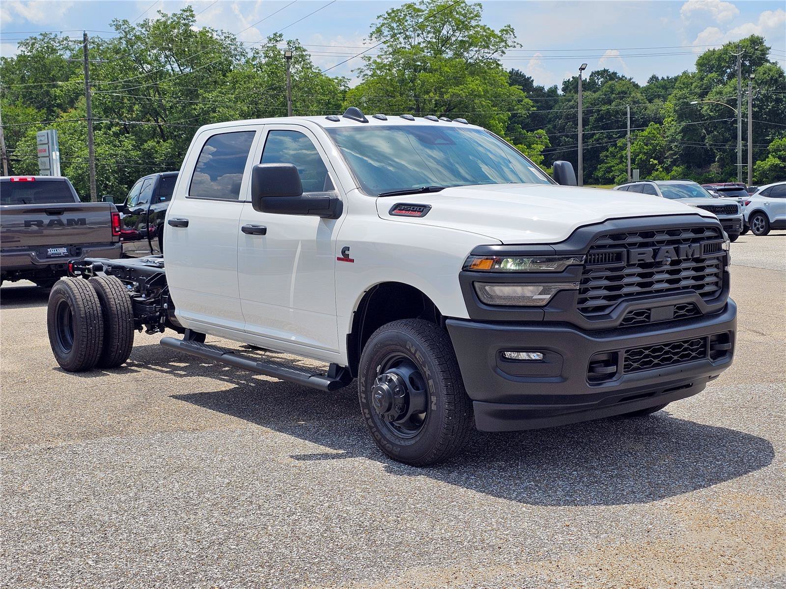 New 2026 Bright White Clearcoat Ram Tradesman image 5