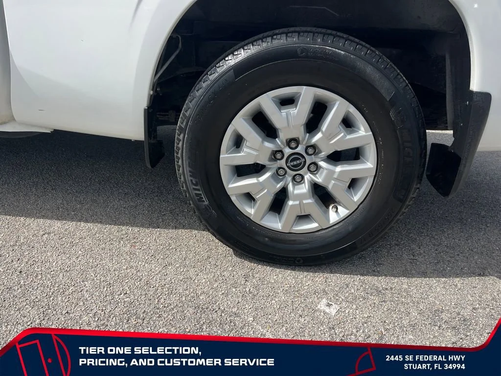 Used 2022 White Nissan Crew Cab Long Bed SV 4x2 image 9