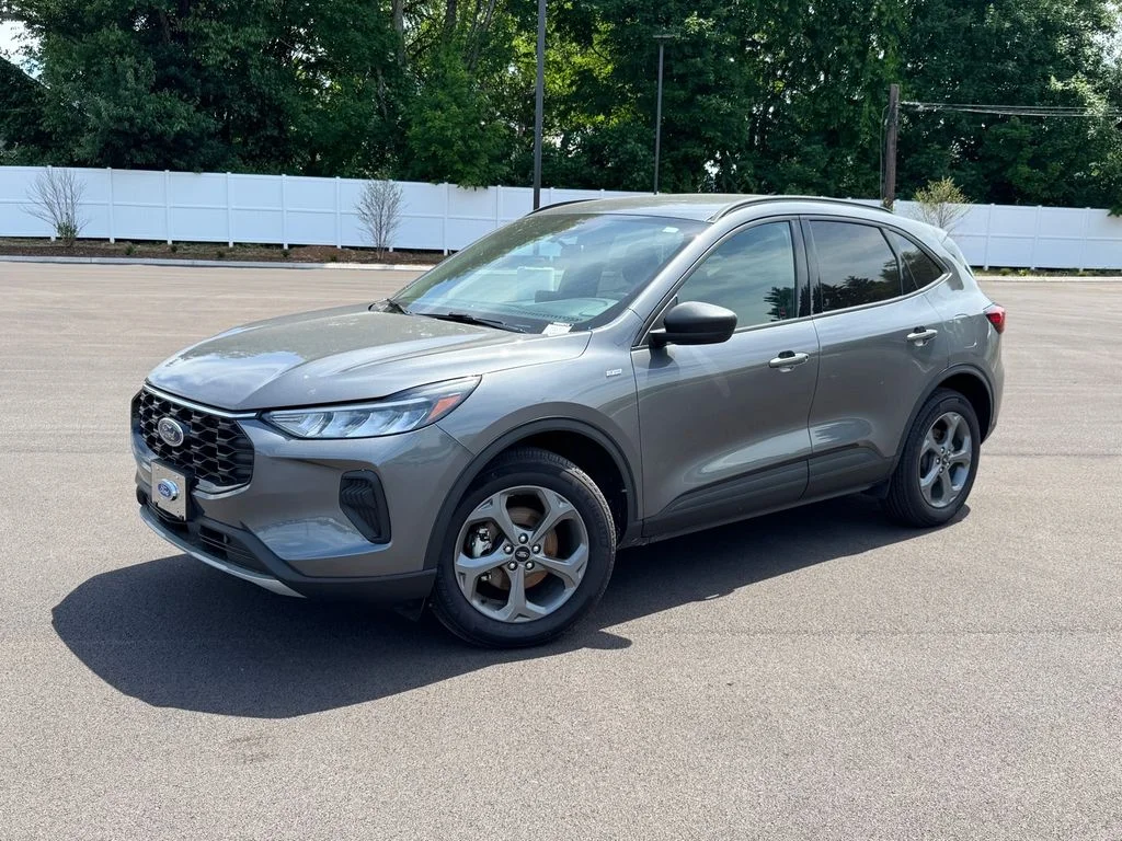 Used 2025 Gray Ford ST-Line image 1
