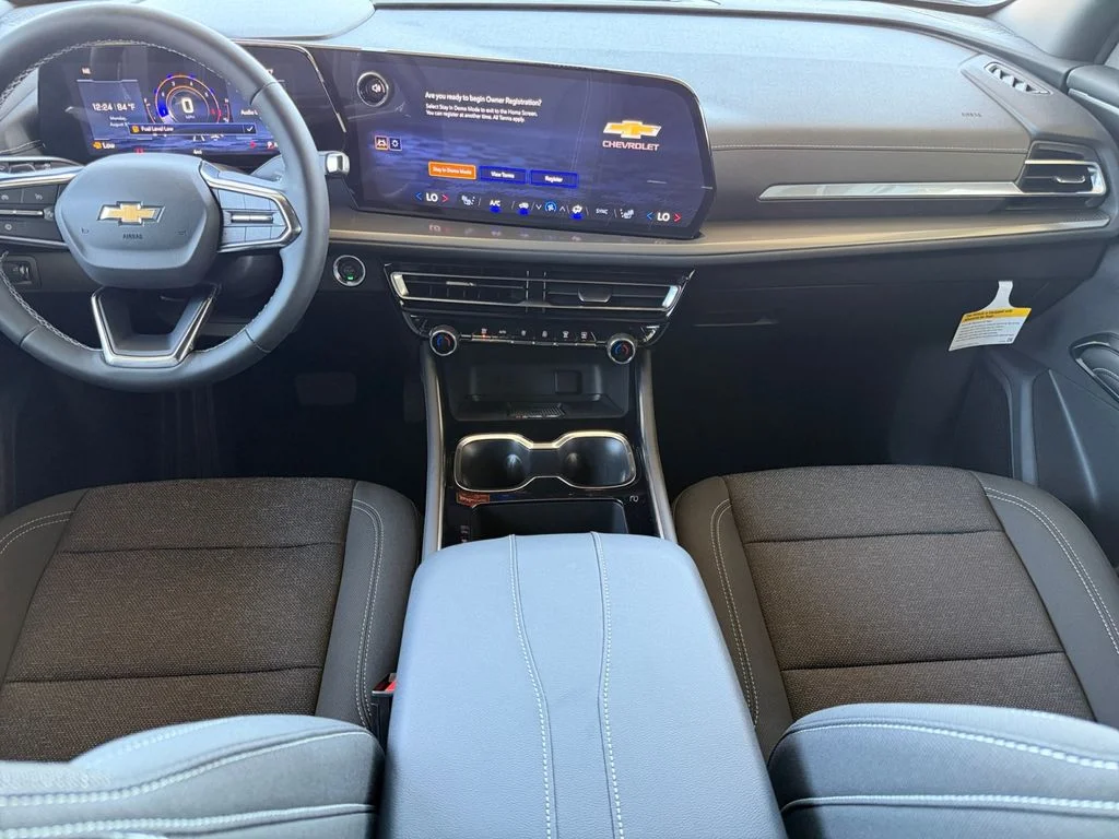 New 2027 Mosaic Black Metallic Chevrolet LT image 15