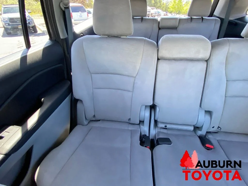 Used 2019 Modern Steel Metallic Honda EX image 22
