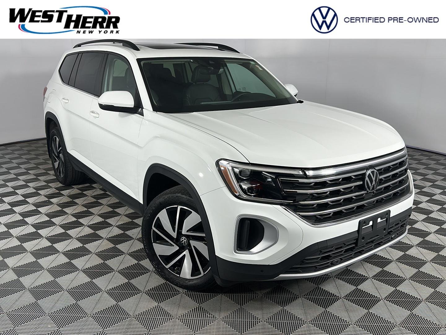 2024 Volkswagen Atlas SE w/Tech