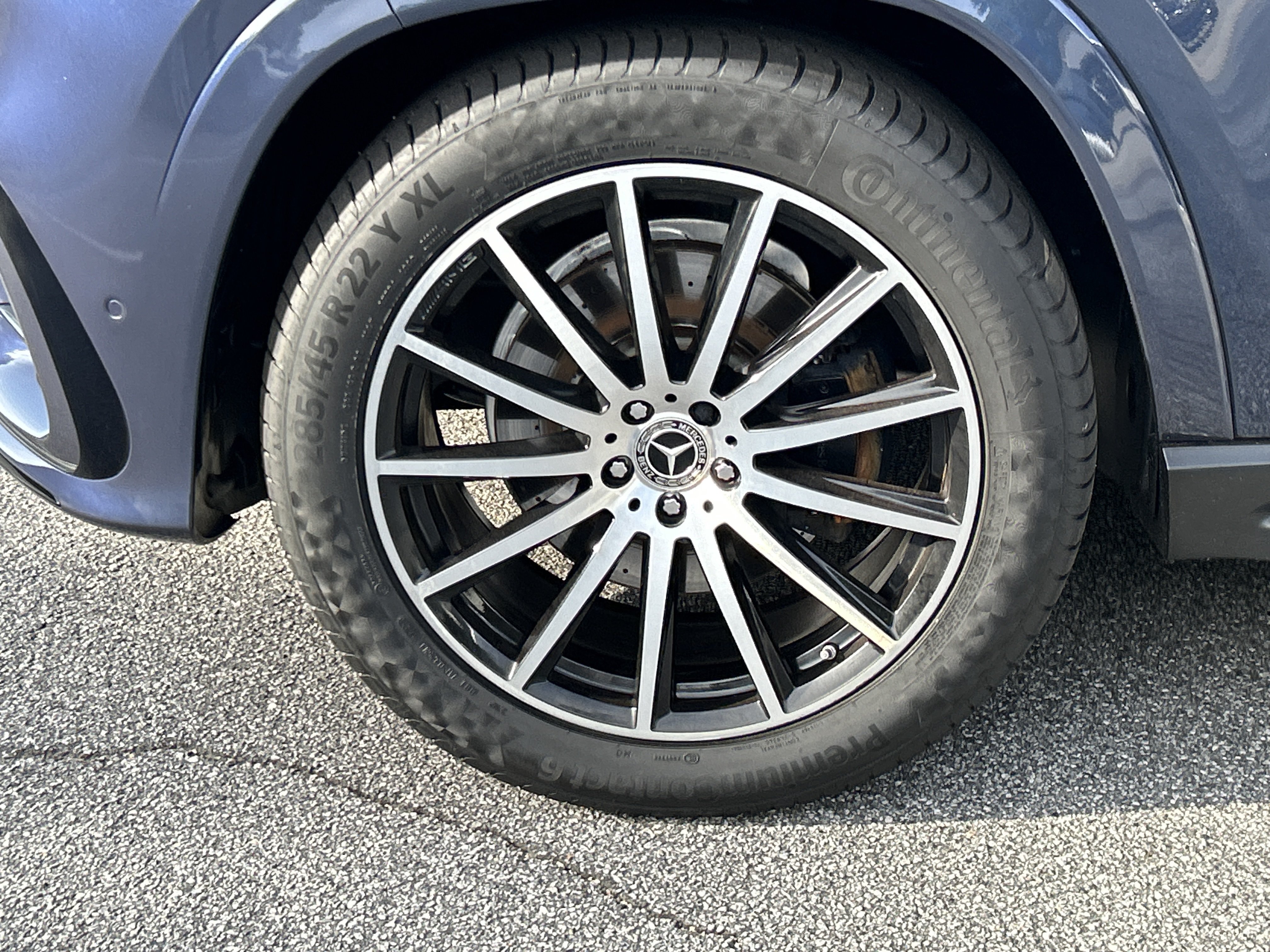 Certified Used 2024 Twilight Blue Metallic Mercedes-Benz GLS 450 4MATIC® SUV image 17
