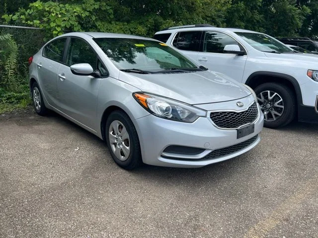 Used 2016 Silver Kia LX image 2