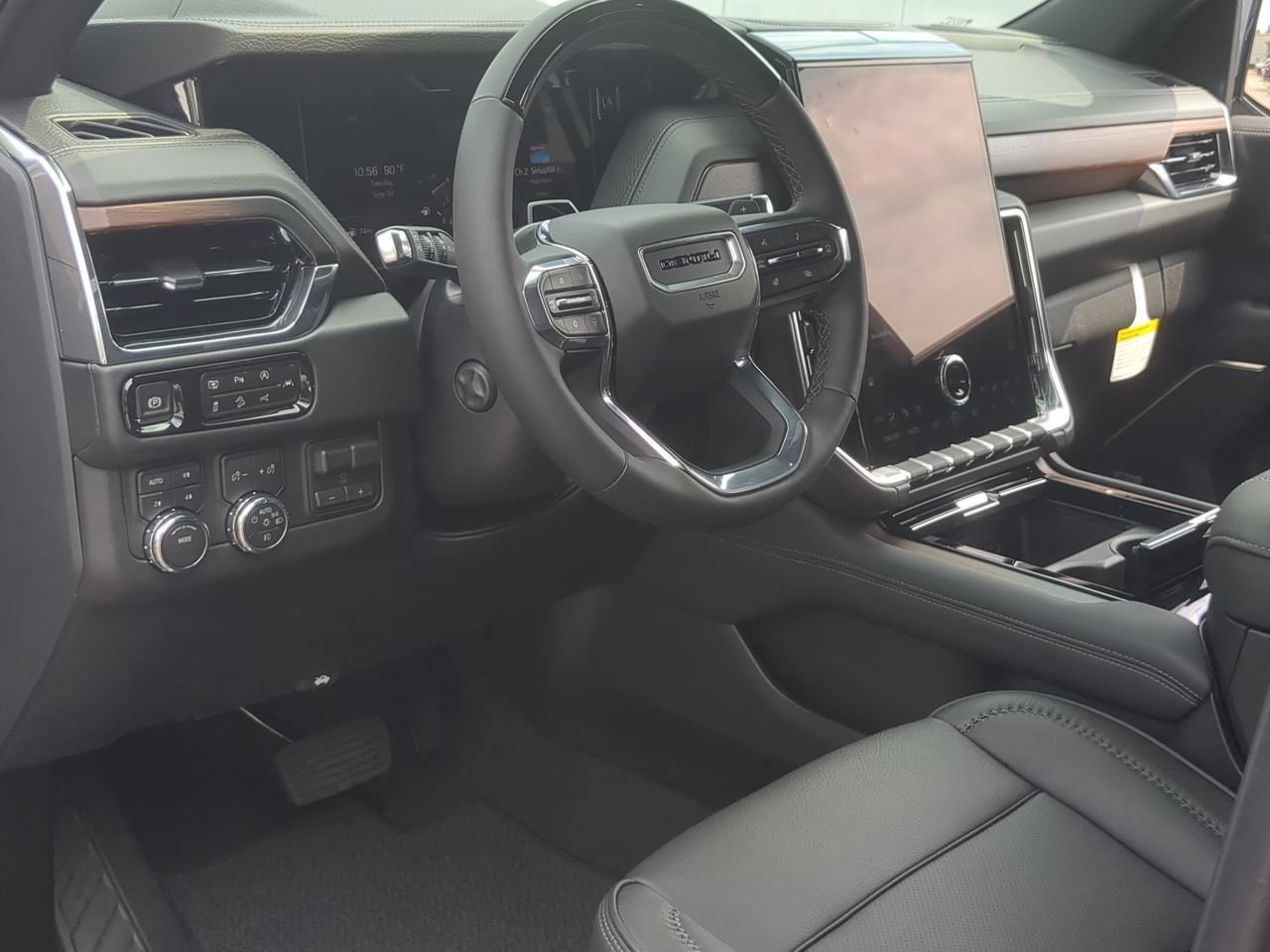 2026 GMC Yukon XL Denali - Photo 10