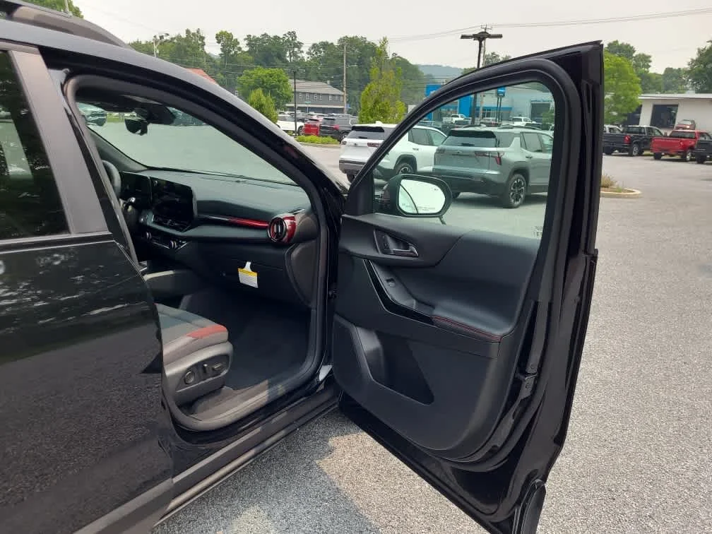 New 2027 Mosaic Black Metallic Chevrolet RS image 7