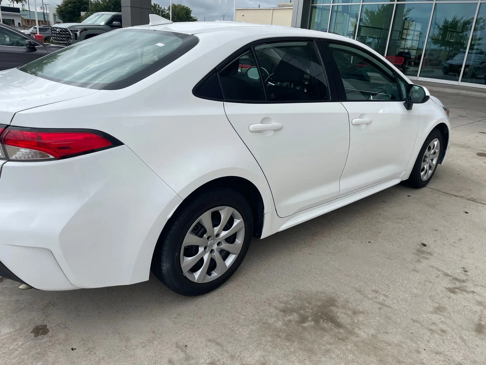 Used 2024 White Toyota LE image 9