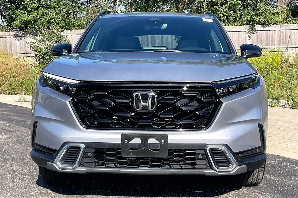 Used 2024  Honda Sport Touring image 2