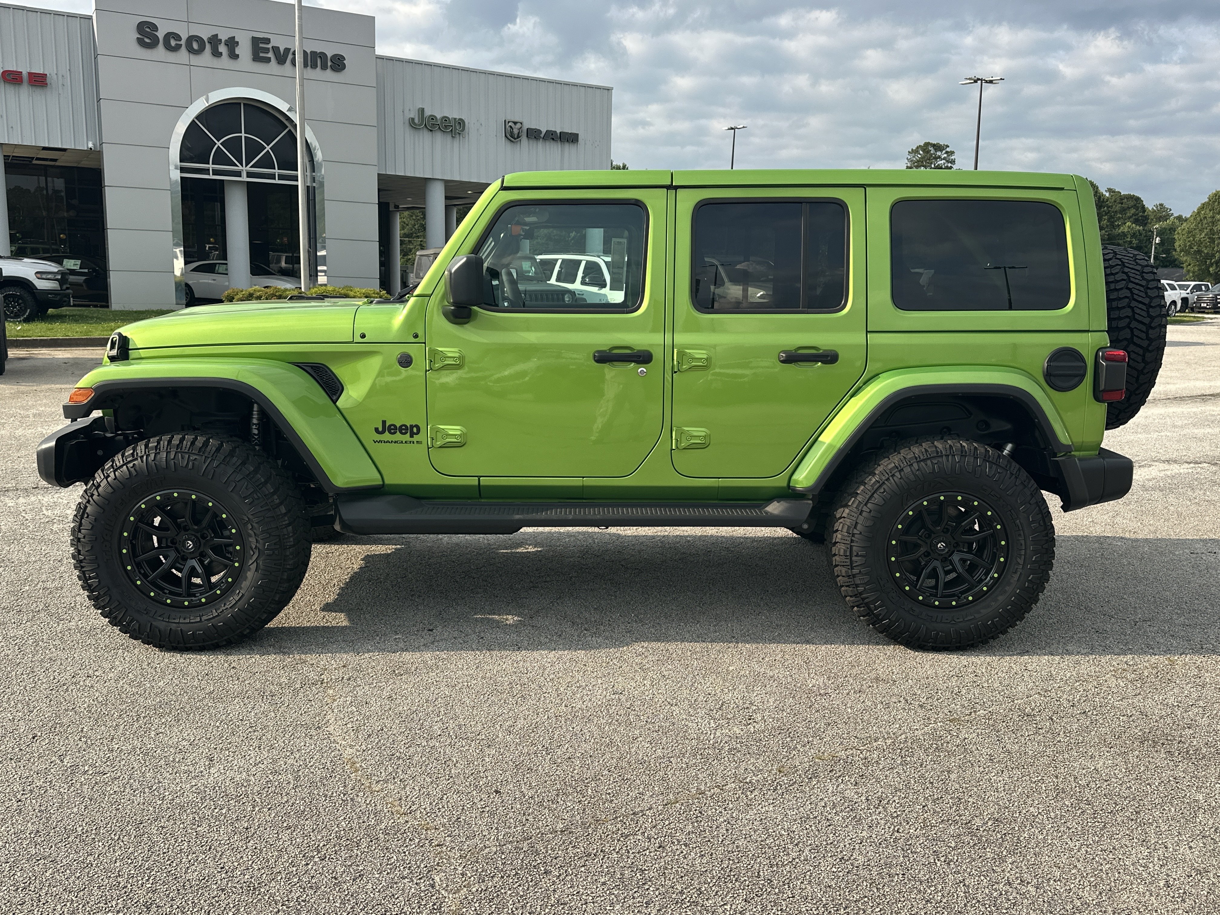 New 2026 Mojito Clear-Coat Exterior Paint Jeep Sahara image 5