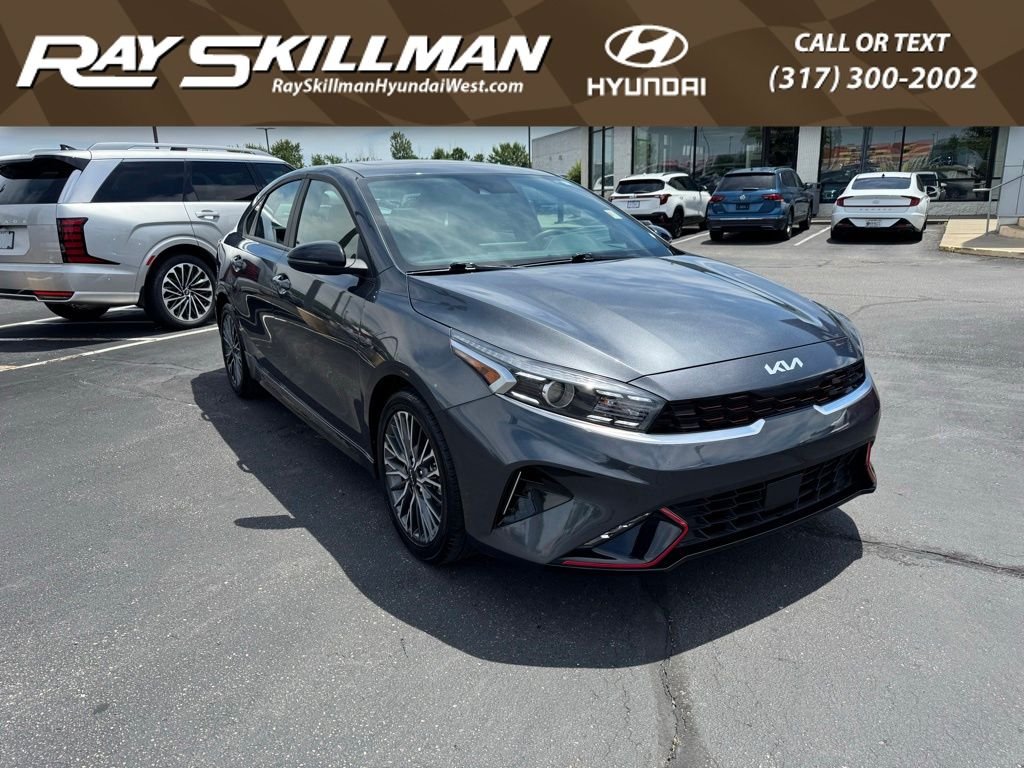 2024 Kia Forte GT-Line AT's photo